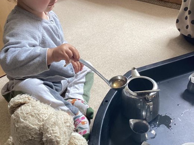 Teddy bears tea party